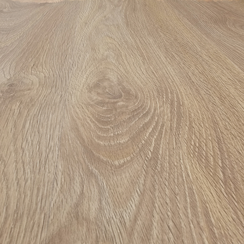 Suelo Laminado Roble Fuego  LEVEL | AC5 | 8mm | Efecto Madera | Tarima Flotante | Resistencia Agua | Hogar y Comercio	