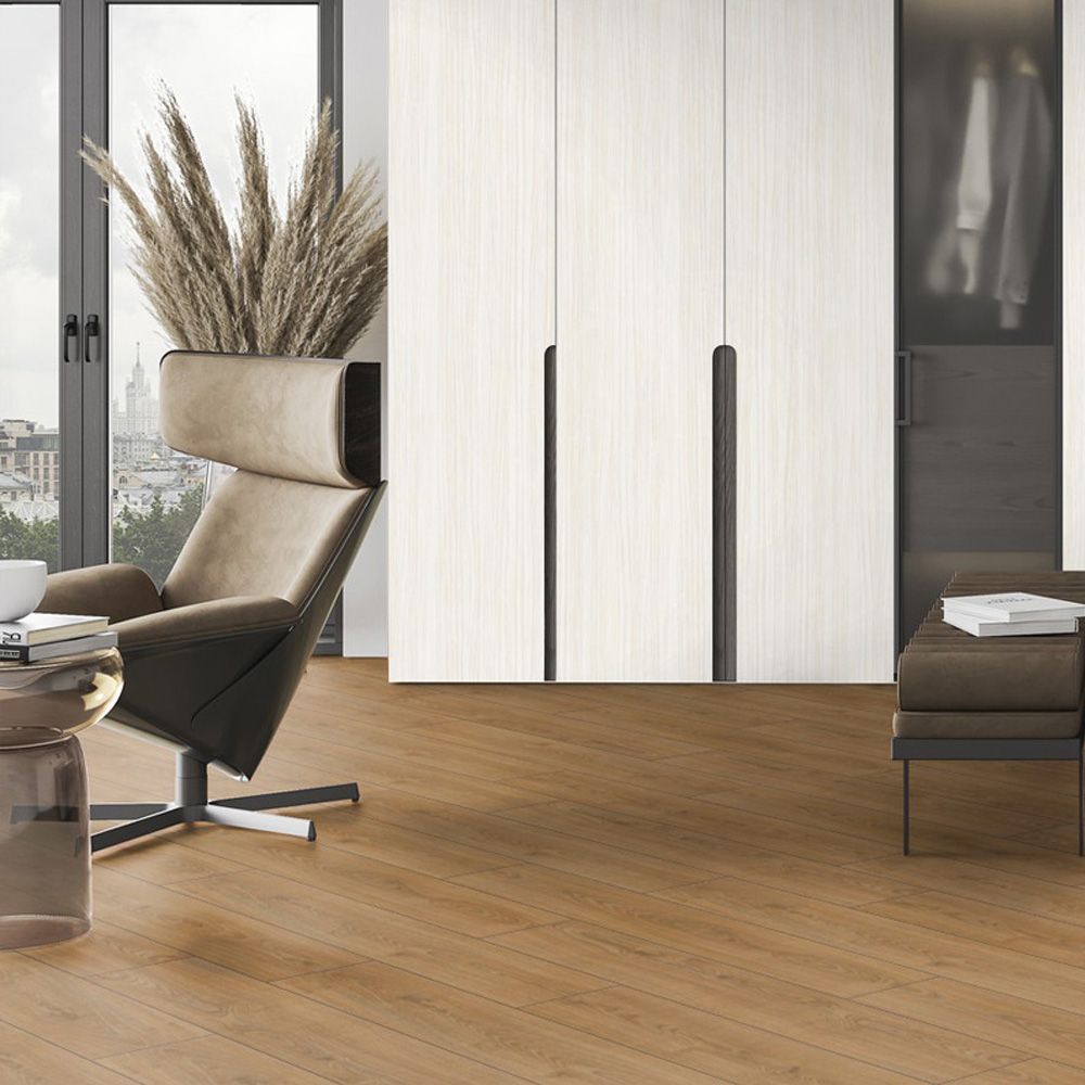 Suelo Laminado Roble Hongkong | AC4 | 8mm | Efecto Madera | Tarima Flotante | Hogar y Comercio