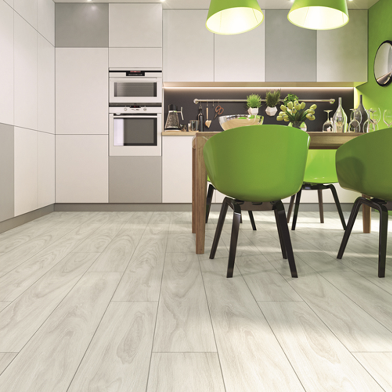 Suelo Laminado Roble Violeta LEVEL | AC6 | 10mm | Agua y Humedad 72h | Tarima Flotante Instalación en Click 
