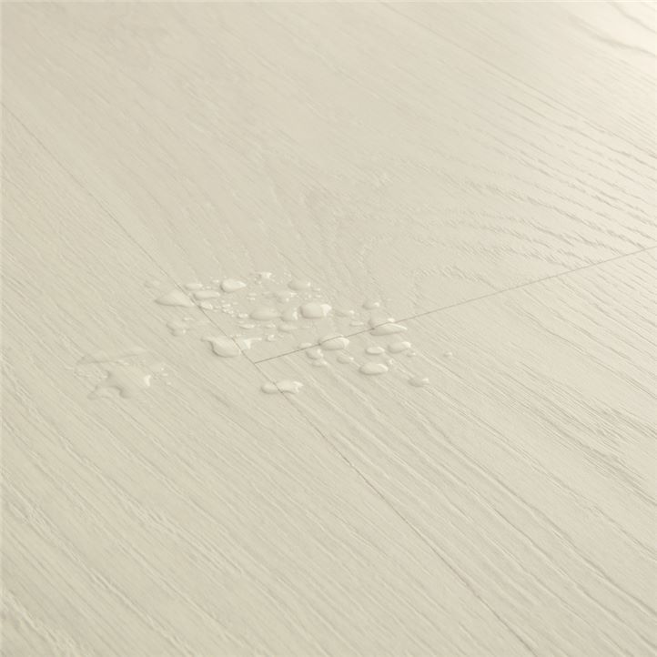 Tarima Laminada Roble Gris Bruma | AC4 | 8mm | Instalación Flotante Click | Resistencia al Agua | Suelo para Cocina y Baño	