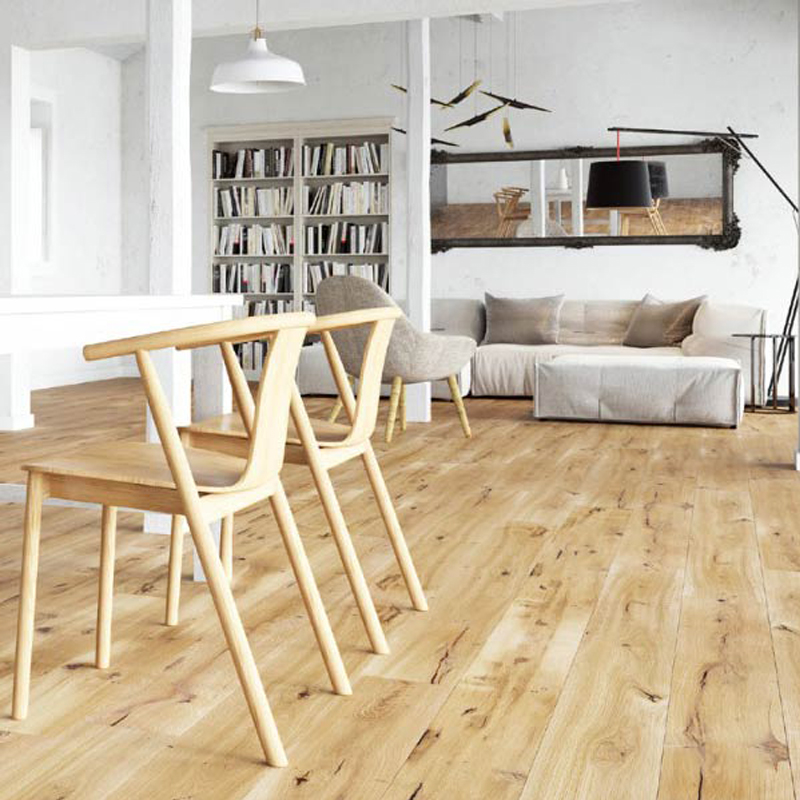 Suelo Laminado Roble Barceloneta LEVEL | AC5 | 8mm | Tarima Flotante en Clic | Comercio y Hogar