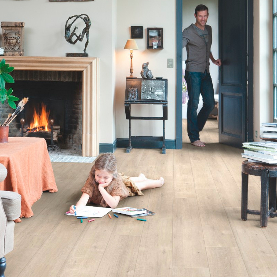 Tarima Laminada Roble Cortes Sierra Beige QUICK STEP | AC4 | Instalación Flotante en Click | Resistencia Agua