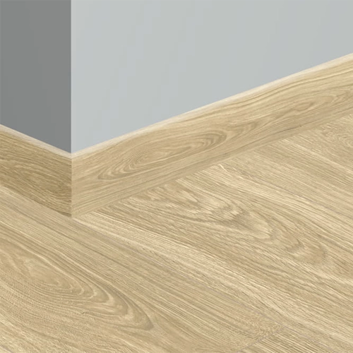 Suelo Laminado Roble Té LEVEL | AC5 | 10mm | Agua 72h | Tarima Flotante Instalación en Click 