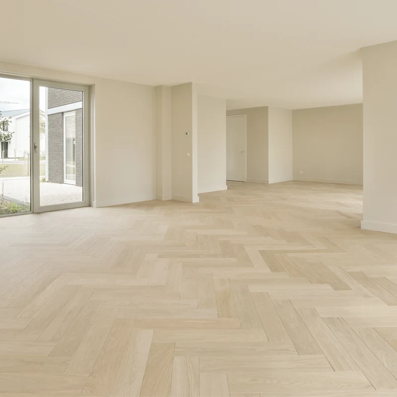 Tarima Madera Natural Multicapa en Espiga | Herringbone Invisible Nórdico | Roble Claro | Machihembrada
