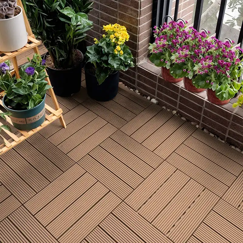 Baldosa Exterior Tarima Composite 30x30cm | Fácil Montaje | Loseta Autoinstalable | Madera Capuccino