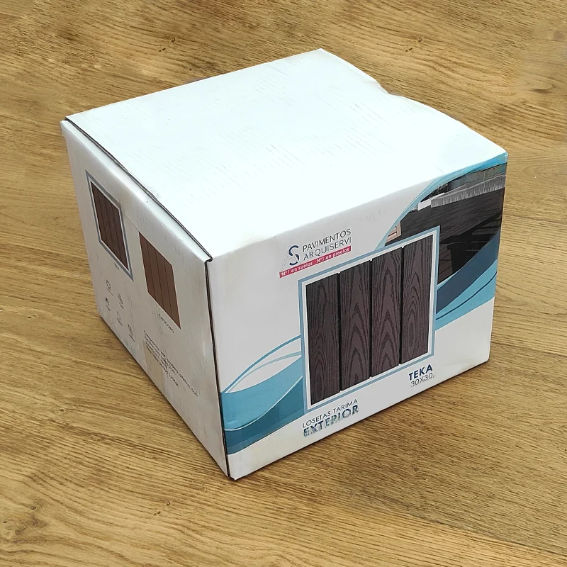 Loseta De Exterior Teka 30x30cm | Tarima Exterior Composite | Antideslizante y Fácil Instalación