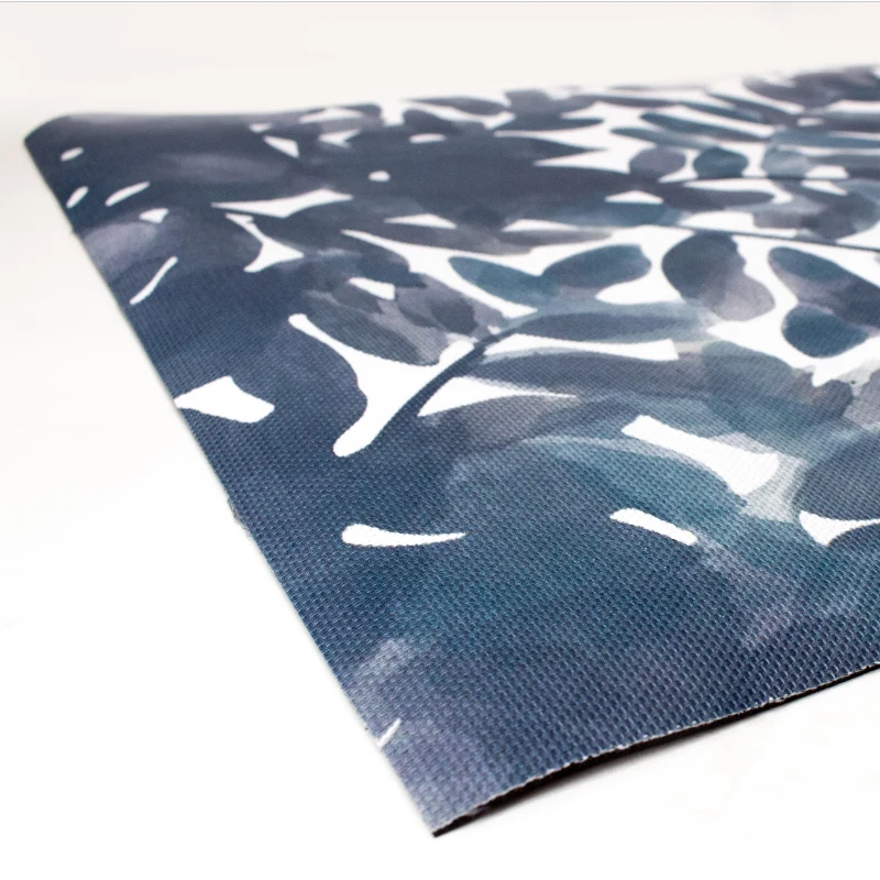  Alfombra Vinilica de Exterior Hojas Acuarela Gris | 120x180 | Terrazas y Piscinas