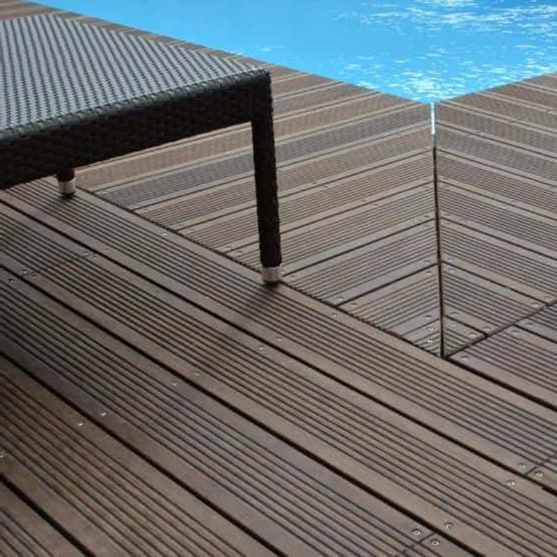 Tarima Exterior Bambu XTR Moca | Lamas de 1850x137mm | Madera Natural | 4 Unidades por m2