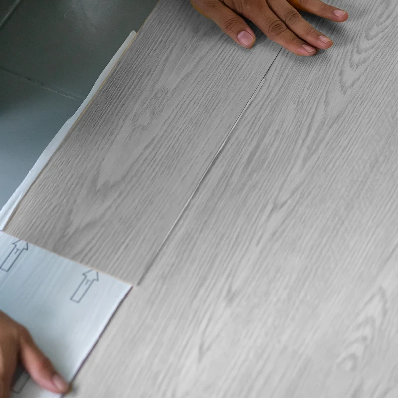 Suelo Vinílico Autoadhesivo Roble Gris | Cocina | Baño | Resistencia al Agua | Bricolaje
