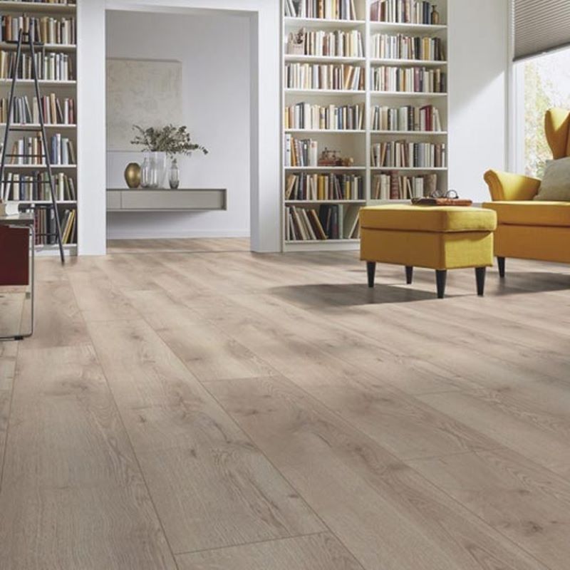 Suelo Laminado Roble Montaña Beige KRONOTEX | AC5 | Tarima Flotante Madera Click | Resistencia al Agua