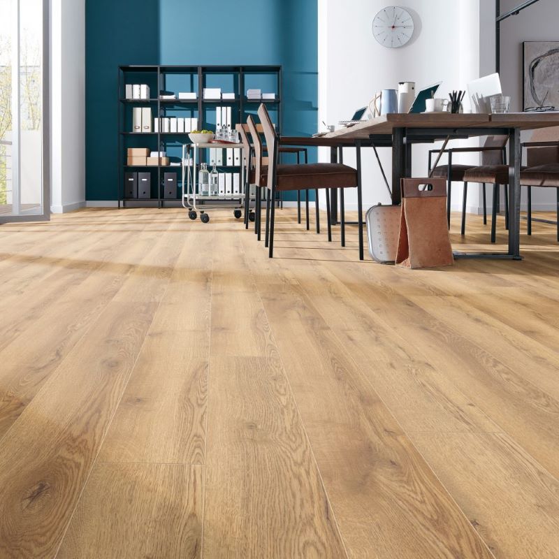 Suelo Laminado Roble Montaña Natural KRONOTEX | AC5 | Tarima Flotante Madera Click | Resistencia al Agua