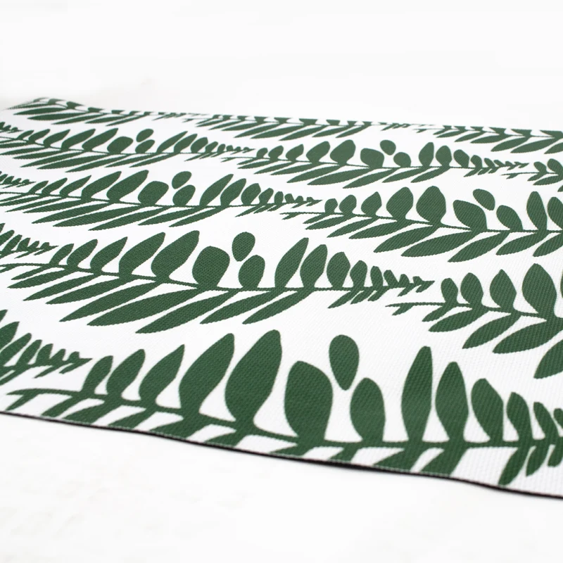 Alfombra Vinilica de Exterior Hojas Verdes | 60x90 | Antideslizante | Resistencia al Agua