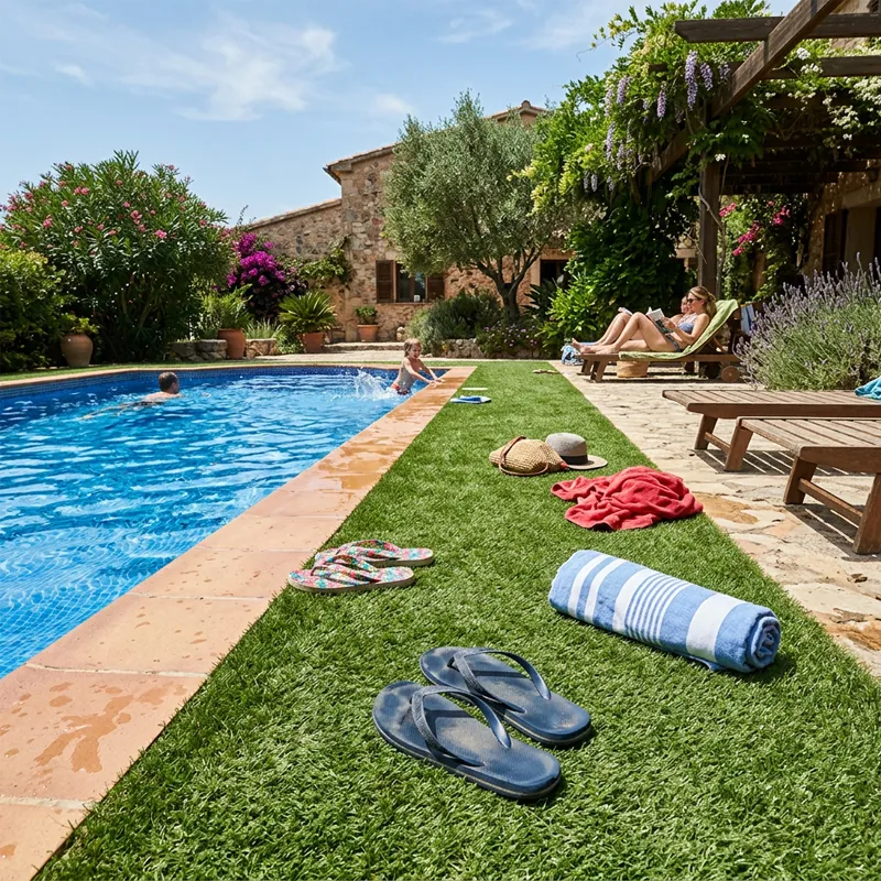 Césped Artificial Piscina Ultra | 40mm | Densidad Premium | Jardín | Fácil Instalación | Mantenimiento Bajo