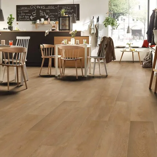 Tarima Laminada Roble Legend| AC6 | 8mm | Instalación Flotante Click | Protección Agua | Resistencia Alto Tránsito Hogar y Comercial