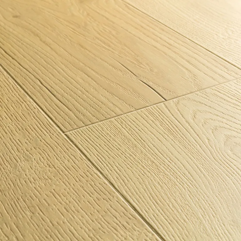 Tarima Laminada Roble Almendra QUICK STEP | AC4 | Instalación Flotante en Click | Resistencia Agua