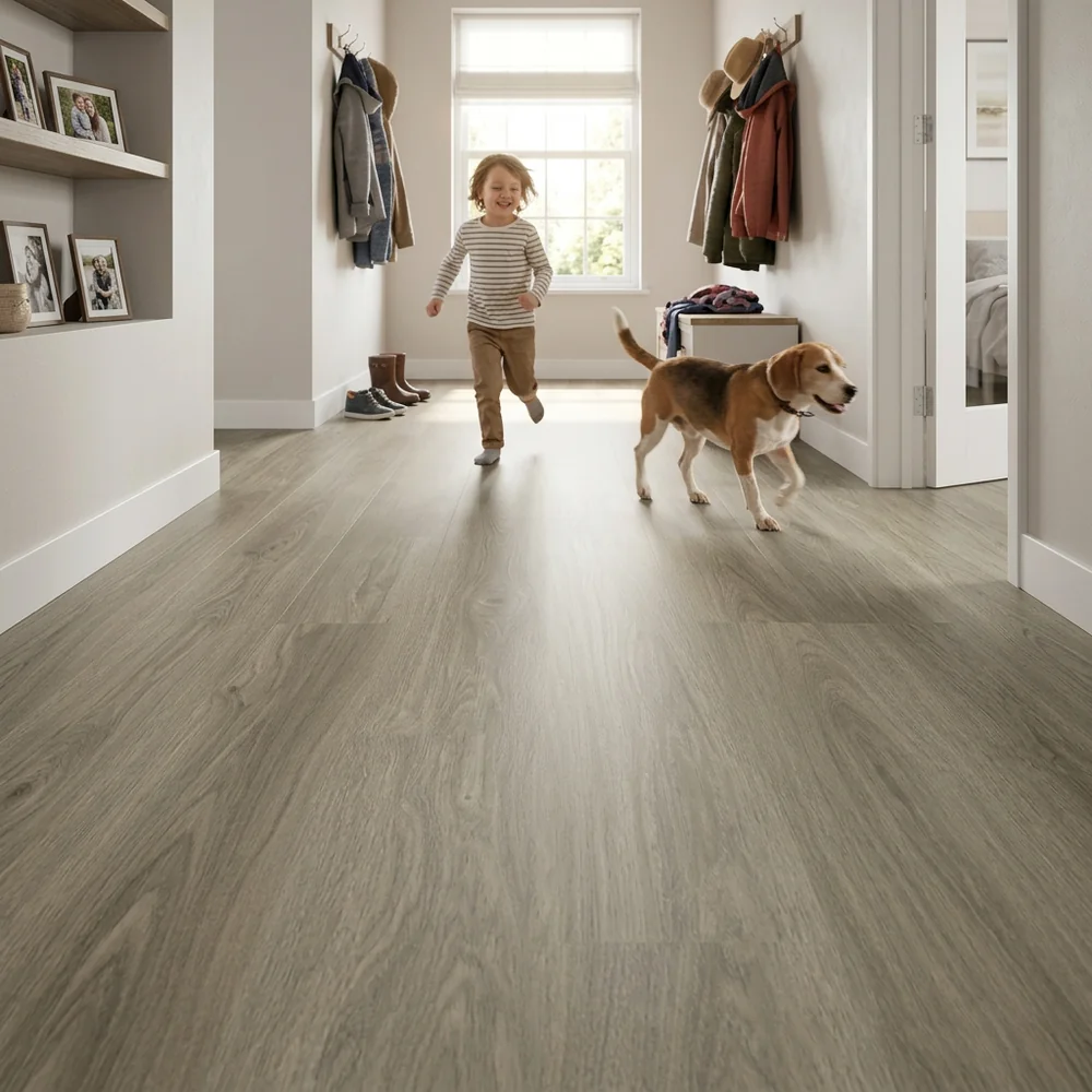 Suelo Laminado Roble Tico 8mm AC5 | Sin Bisel | 72h Agua | Tarima Flotante